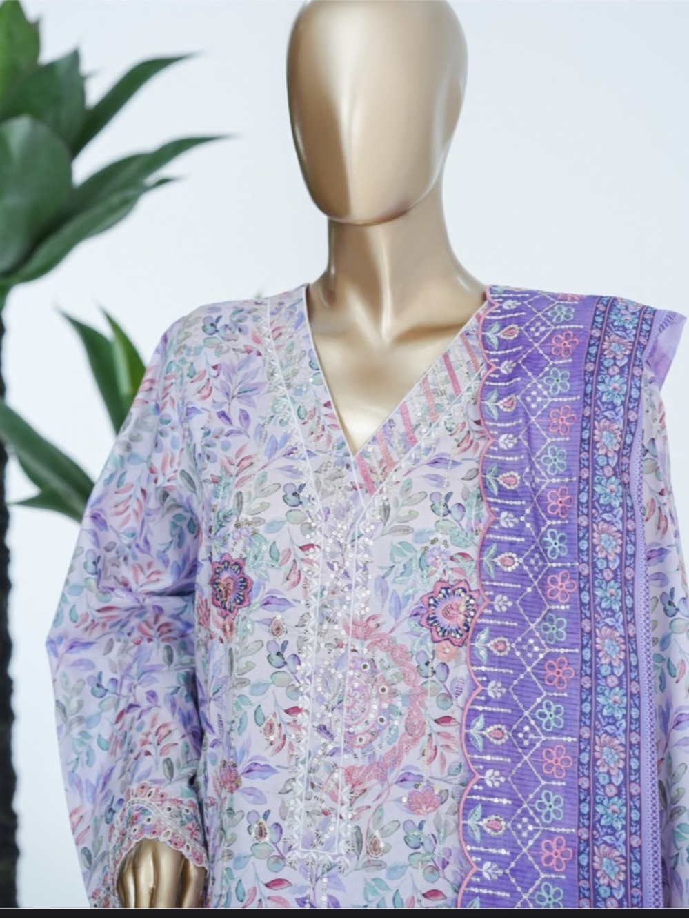 Lavender Floral Embroidered Lawn Suit